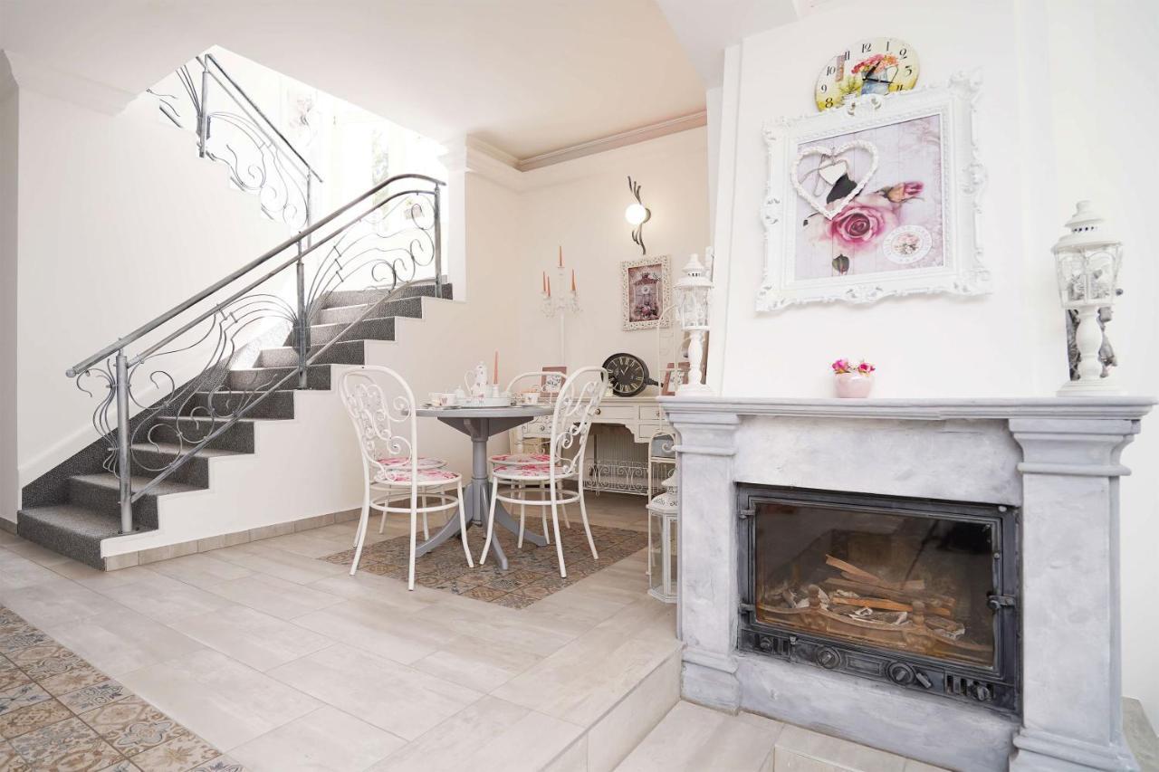 Villa Rose Garden Nyíregyháza Eksteriør billede