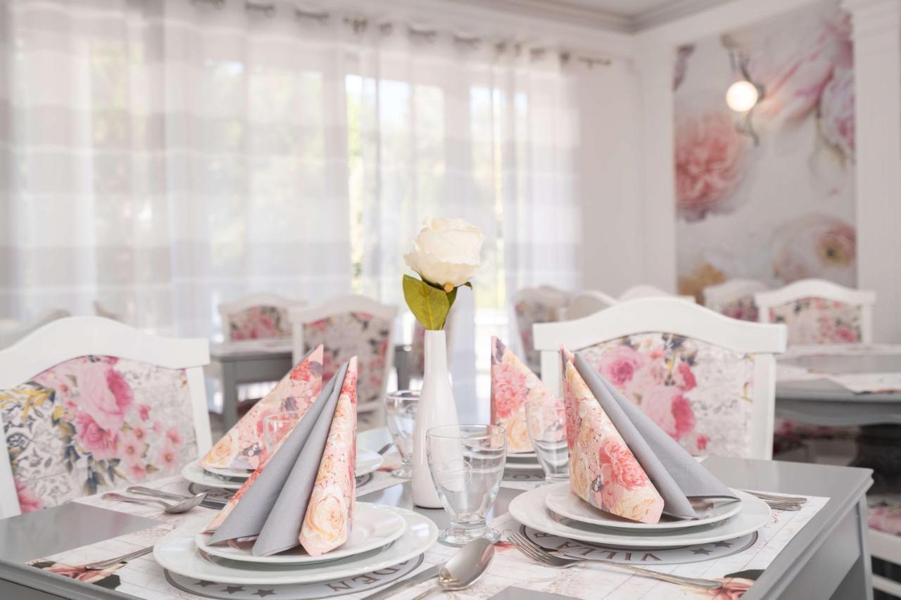 Villa Rose Garden Nyíregyháza Eksteriør billede